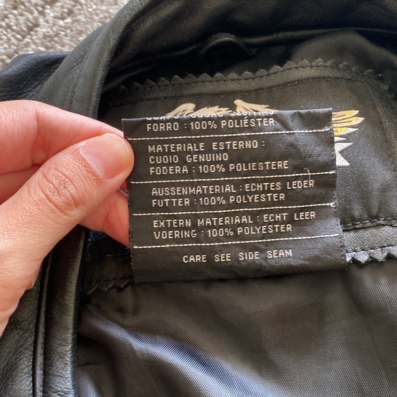 Harley Davidson Leather Coat - Picture 9 of 11